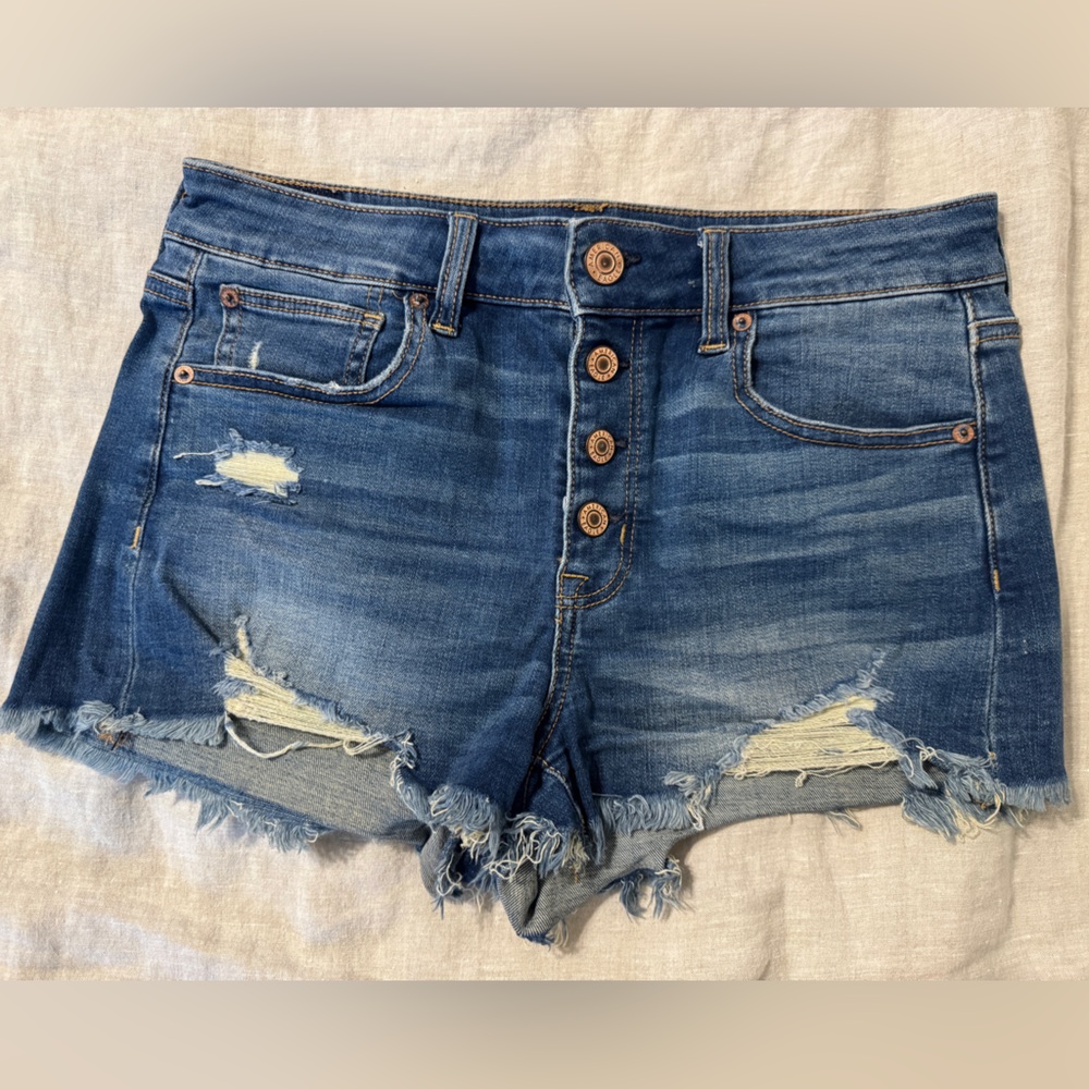 American Eagle hi rise super stretch short size 8
